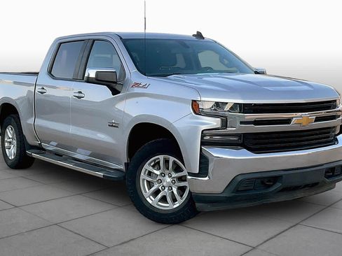 Used 2020 Chevrolet Silverado 1500 LT w/ Texas Edition AWD/4WD image 4