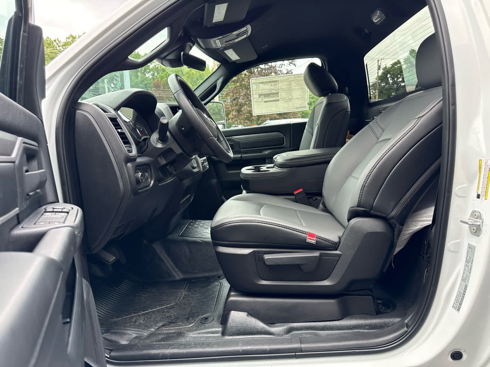 New 2026 RAM 5500 Tradesman AWD/4WD image 15
