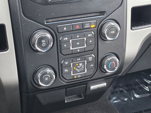 Used 2014 Ford F150 XLT w/ XLT Chrome Package image 25