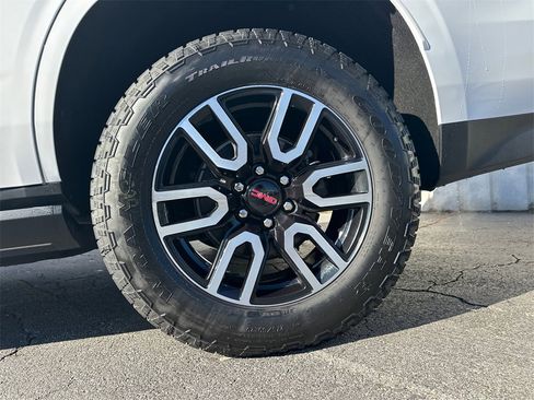 Used 2021 GMC Yukon AT4 w/ AT4 Premium Plus Package image 20