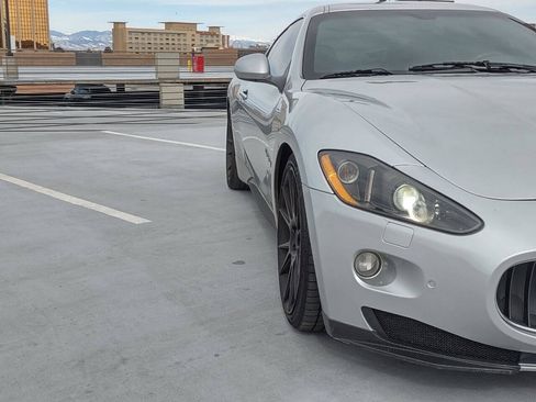 Used 2010 Maserati GranTurismo Coupe RWD image 5