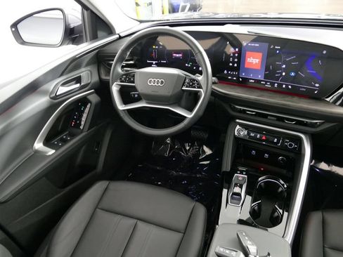 Certified 2025 Audi Q5 Premium w/ Convenience Package AWD/4WD image 23