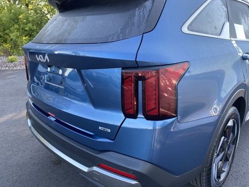 New 2025 Kia Sorento EX w/ EX Panoramic Sunroof Package image 43