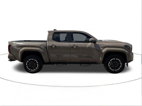 Used 2026 Toyota Tacoma TRD Sport RWD image 2