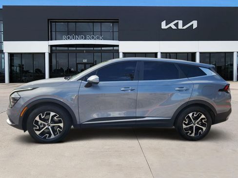 Used 2024 Kia Sportage EX FWD image 4
