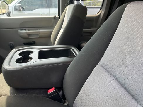 Used 2009 Chevrolet Silverado 1500 W/T RWD image 24
