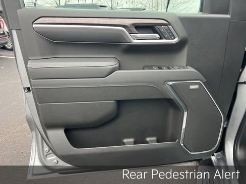 Used 2025 Chevrolet Silverado 1500 LTZ image 28