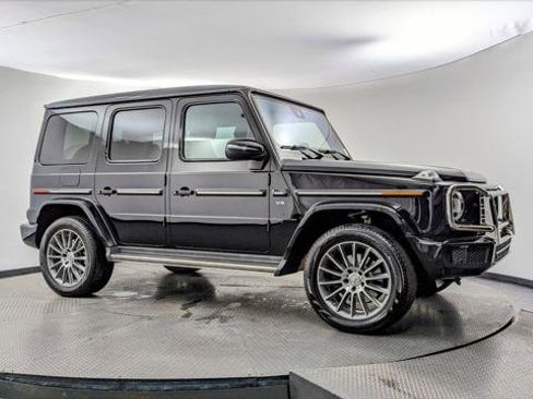 Used 2019 Mercedes-Benz G 550 w/ Exclusive Interior Package image 11