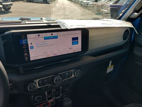 New 2026 Jeep Gladiator Willys image 15