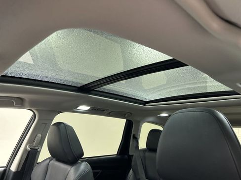 Used 2022 Subaru Ascent Limited w/ Technology Package image 25