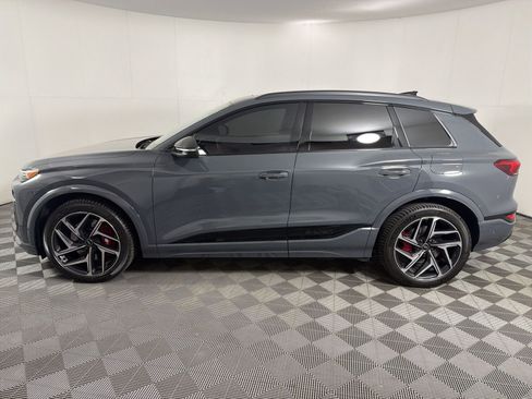 Used 2025 Audi SQ6 e-tron Premium Plus w/ Premium Plus AWD/4WD image 5