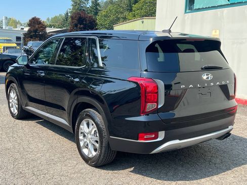 Used 2020 Hyundai Palisade SE AWD/4WD image 3