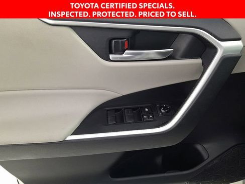 Certified 2021 Toyota RAV4 XLE FWD image 14
