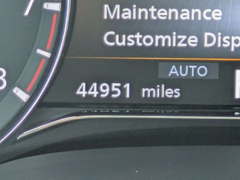 Used 2024 INFINITI QX80 Sensory w/ Cargo Package AWD/4WD image 27