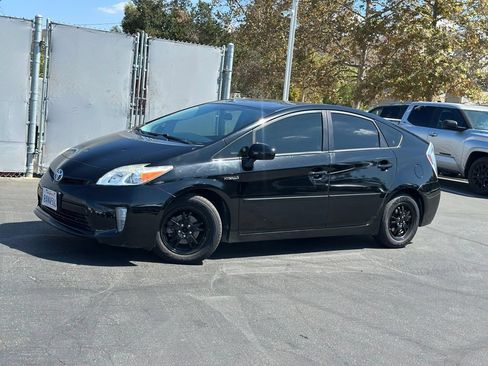 Used 2013 Toyota Prius Two FWD image 1