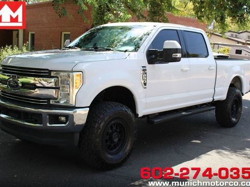 Used 2017 Ford F250 Lariat w/ Lariat Value Package AWD/4WD image 1