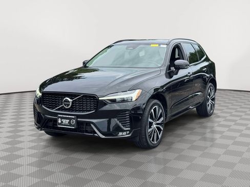 Used 2024 Volvo XC60 B5 Plus w/ Protection Package Premier AWD/4WD image 2
