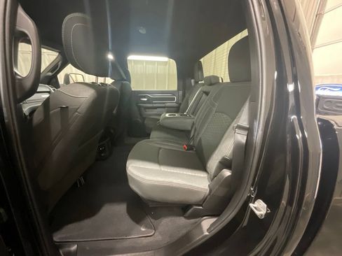 Used 2025 RAM 2500 Big Horn AWD/4WD image 10