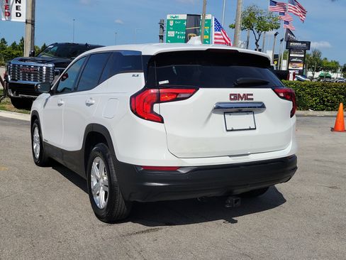 Used 2020 GMC Terrain SLE FWD image 7