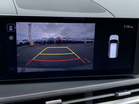 Used 2025 Hyundai Santa Fe SEL image 18