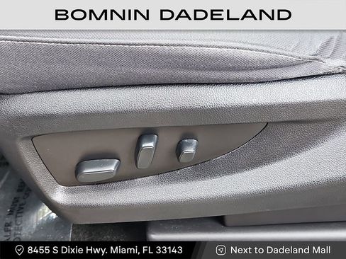 Used 2018 Chevrolet Tahoe LS image 12