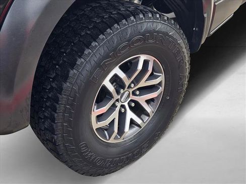 Used 2017 Ford F150 Raptor w/ Equipment Group 802A Luxury image 20