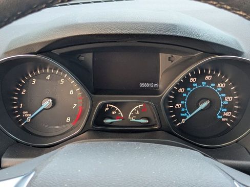 Used 2015 Ford Escape Titanium w/ Equipment Group 301A FWD image 3