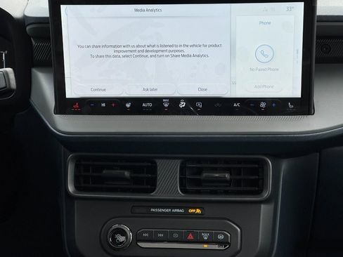 New 2025 Ford Maverick XLT w/ XLT Luxury Package image 8