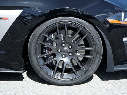 Used 2019 Ford Mustang GT Premium w/ GT Performance Package RWD image 44