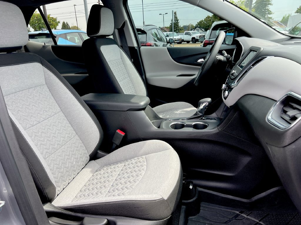 Used 2023 Chevrolet Equinox LS w/ LPO, Floor Liner Package AWD/4WD image 22