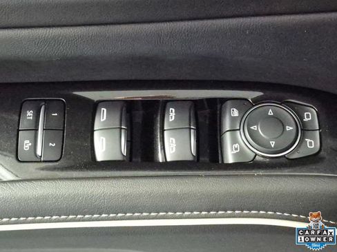 Used 2023 Cadillac Escalade Premium Luxury w/ Performance Package AWD/4WD image 16