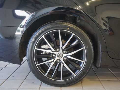 Used 2024 Toyota Camry SE FWD image 31