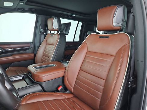 Used 2024 GMC Yukon XL Denali Ultimate image 26