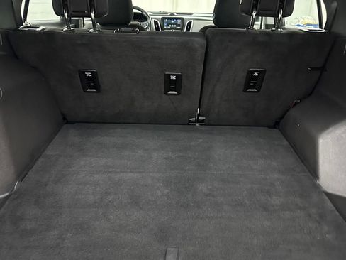 Used 2019 Chevrolet Equinox LS AWD/4WD image 25