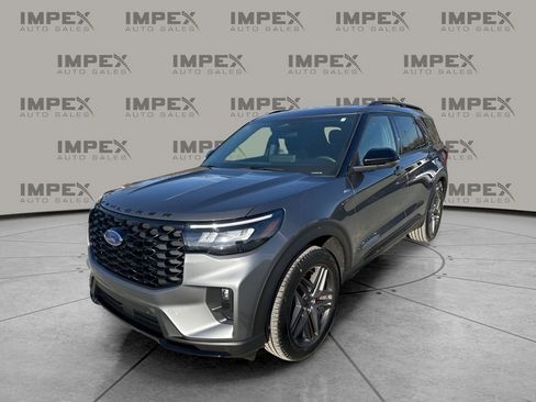 Used 2025 Ford Explorer ST-Line w/ ST-Line Street Pack image 1