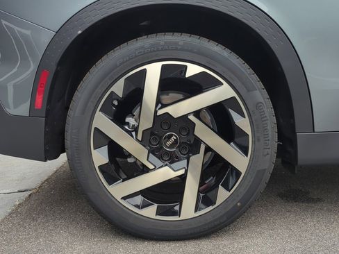 New 2025 MINI Cooper Countryman SE image 23