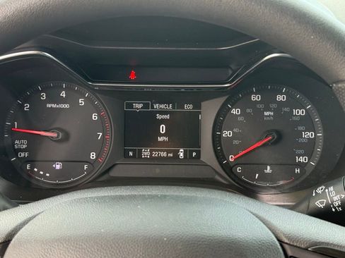 Used 2023 Chevrolet TrailBlazer LT w/ Convenience Package AWD/4WD image 17