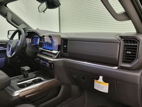 New 2025 Chevrolet Silverado 1500 RST w/ Convenience Package II image 36