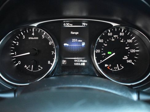 Used 2015 Nissan Rogue SV AWD/4WD image 41