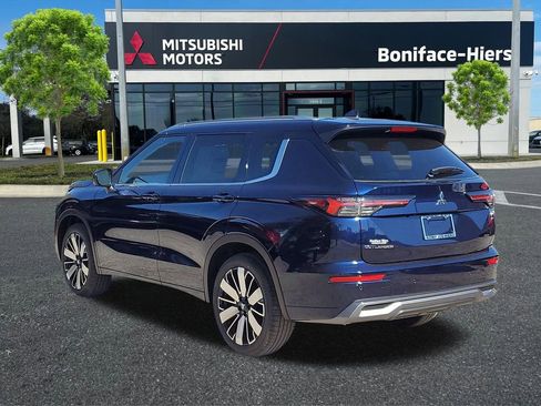 New 2026 Mitsubishi Outlander SEL FWD image 3
