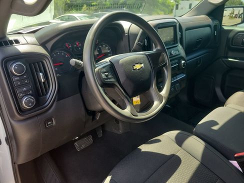Used 2019 Chevrolet Silverado 1500 Custom Trail Boss w/ Custom Convenience Package AWD/4WD image 14