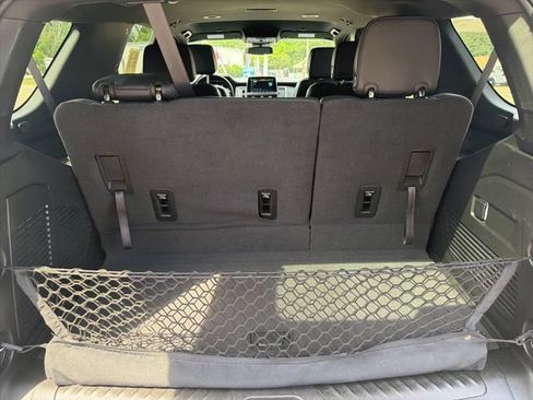 Used 2024 Chevrolet Tahoe LT RWD image 14