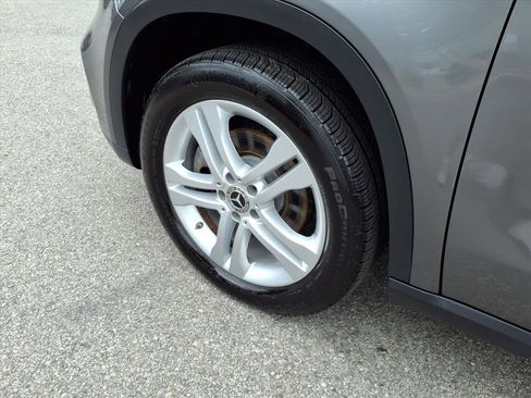 Certified 2020 Mercedes-Benz GLA 250 4MATIC image 9