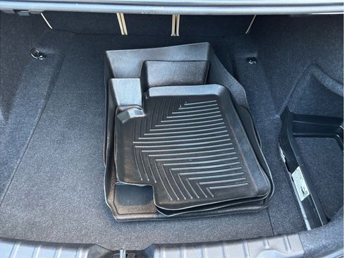 Used 2018 BMW 330i Sedan w/ Convenience Package image 43