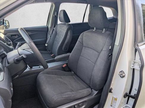 Certified 2019 Honda Pilot EX image 15