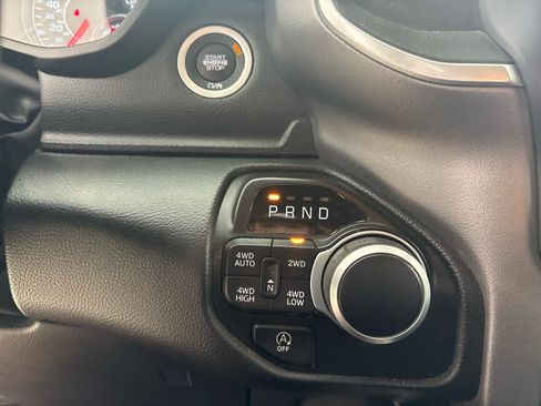 Used 2023 RAM 1500 Big Horn AWD/4WD image 19
