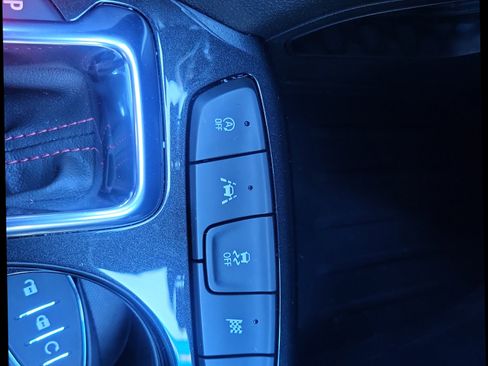 Certified 2023 Chevrolet TrailBlazer RS w/ Convenience Package image 13