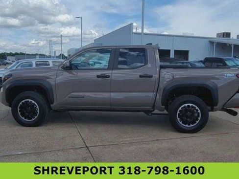 Used 2026 Toyota Tacoma TRD Off-Road AWD/4WD image 6