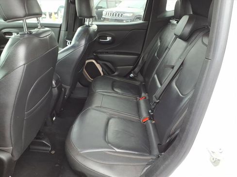 Used 2016 Jeep Renegade Limited image 22