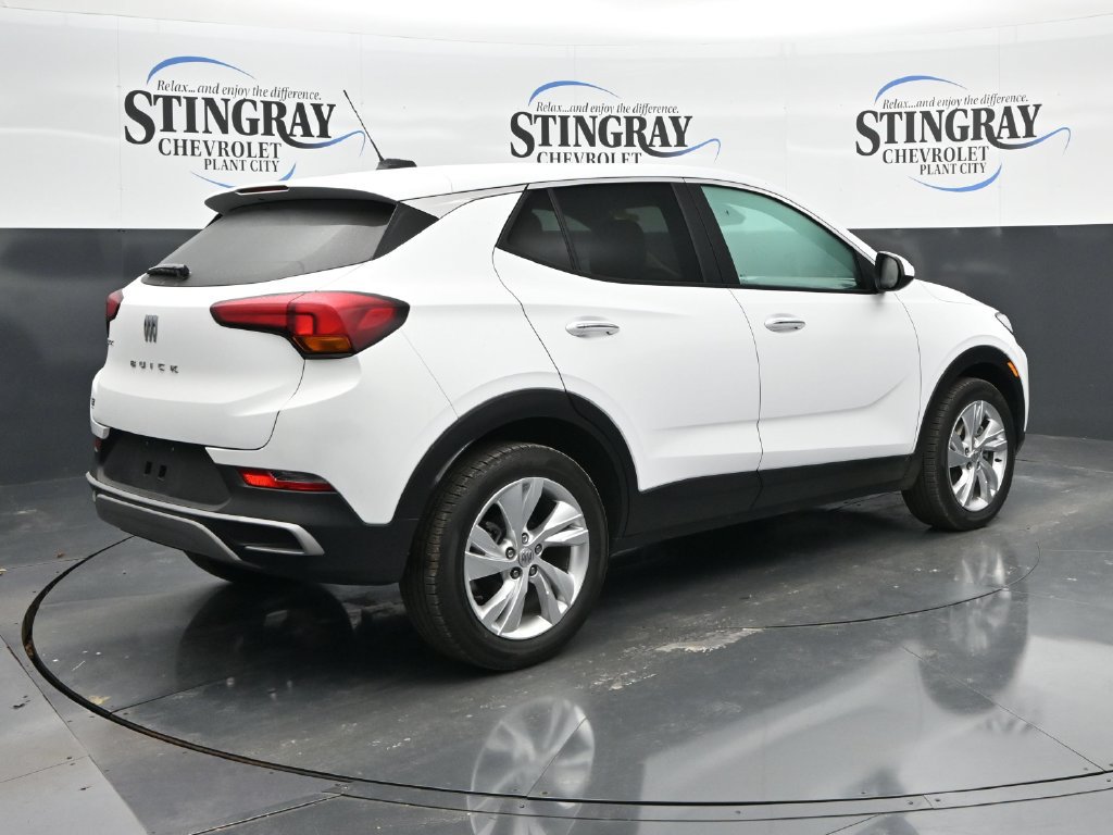 Used 2024 Buick Encore GX Preferred w/ Comfort Package FWD image 7